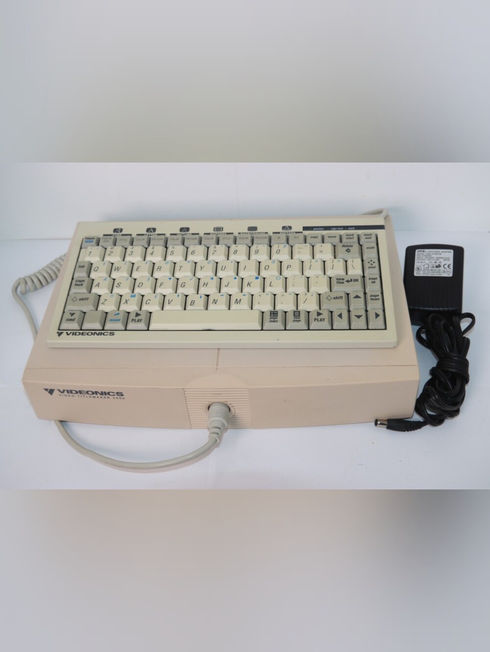 Videonics Titlemaker 3000, Videonics 5000 Keyboard